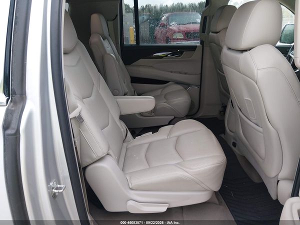 2018 CADILLAC ESCALADE ESV LUXURY — I8