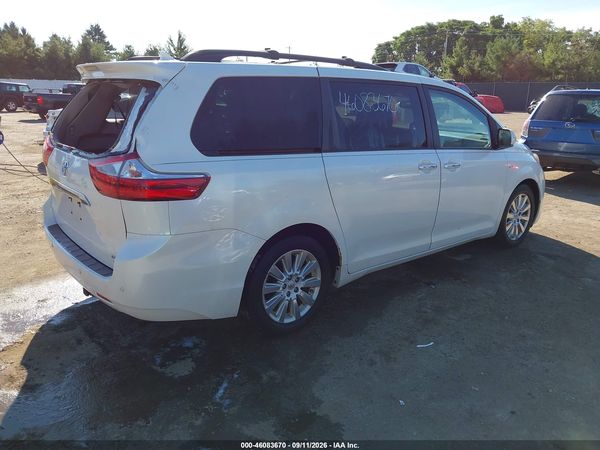 2016 TOYOTA SIENNA — I4