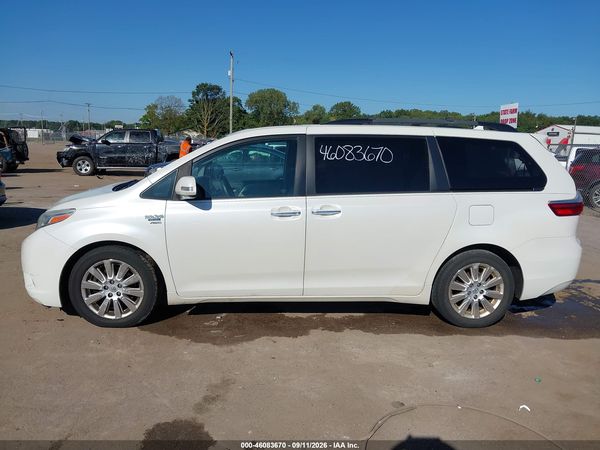 2016 TOYOTA SIENNA — I117