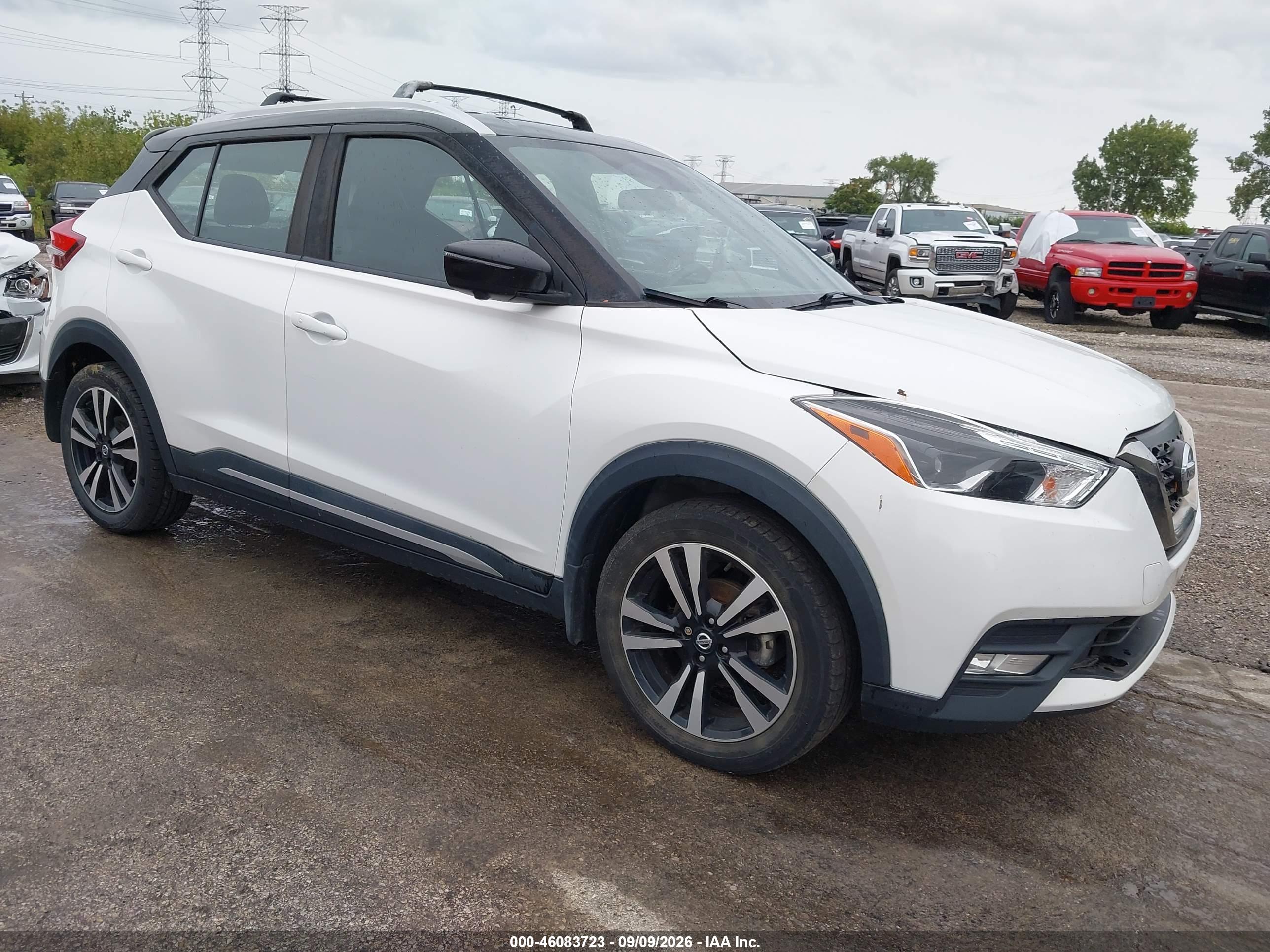 2018 NISSAN KICKS SR