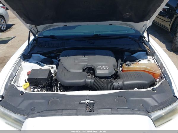 2014 DODGE CHARGER SE