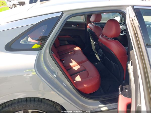2022 KIA K5 GT-LINE — I8