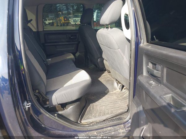 2016 RAM 2500 TRADESMAN — I8