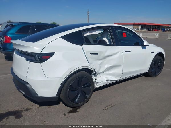 2026 TESLA MODEL Y — I6