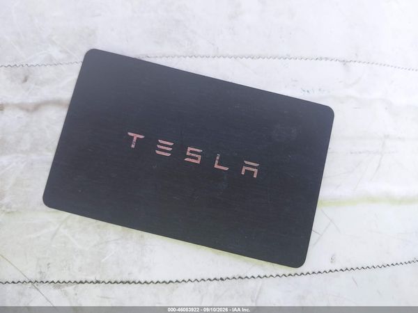2026 TESLA MODEL Y — I11