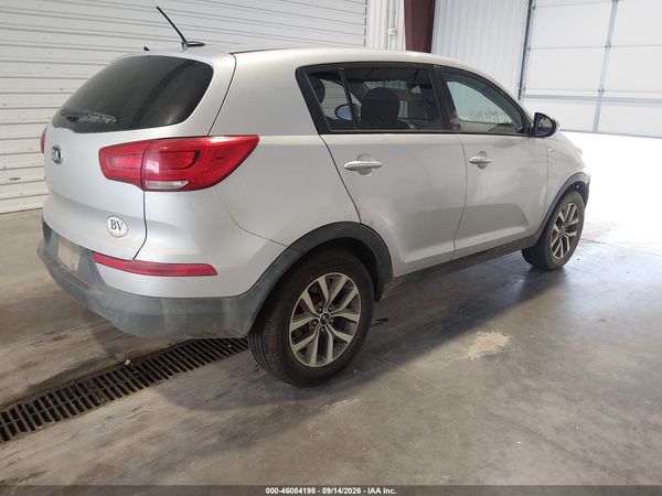 2016 KIA SPORTAGE — I4