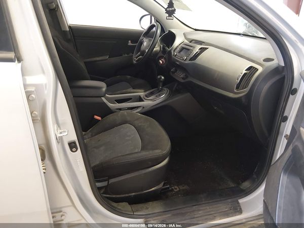 2016 KIA SPORTAGE LX — I5