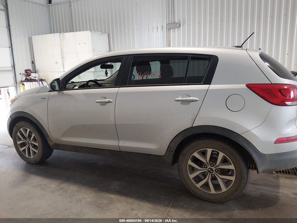 2016 KIA SPORTAGE LX — I117