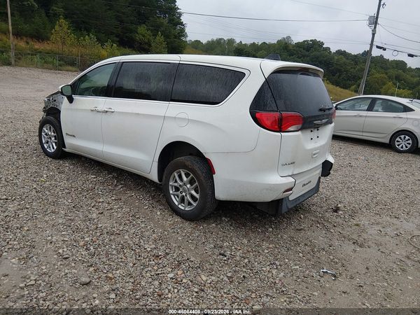 2022 CHRYSLER VOYAGER LX — I3