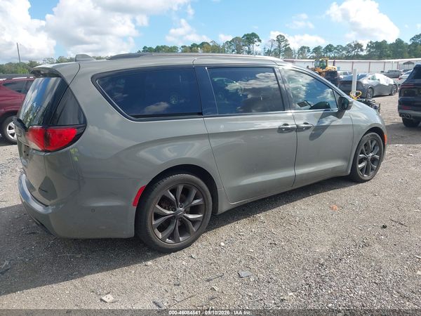 2020 CHRYSLER PACIFICA — I4