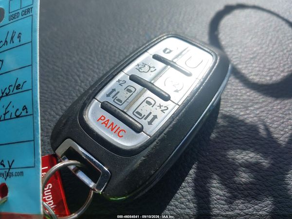 2020 CHRYSLER PACIFICA 35TH ANNIVERSARY LIMITED — I11