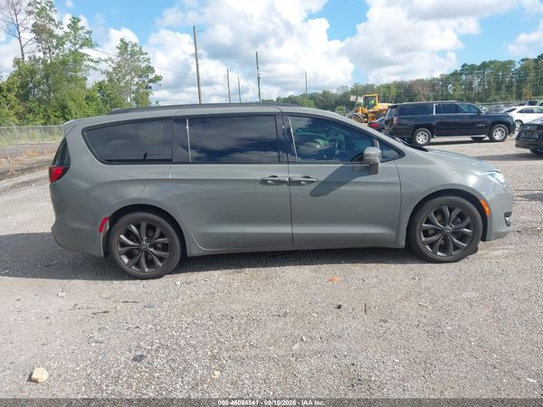 2020 CHRYSLER PACIFICA 35TH ANNIVERSARY LIMITED — I116