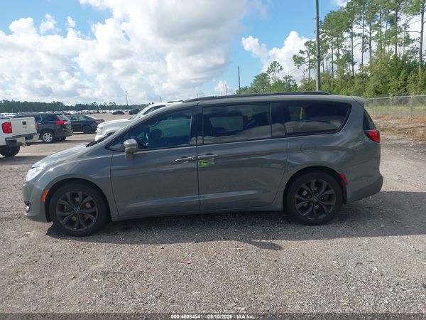 2020 CHRYSLER PACIFICA 35TH ANNIVERSARY LIMITED — I117