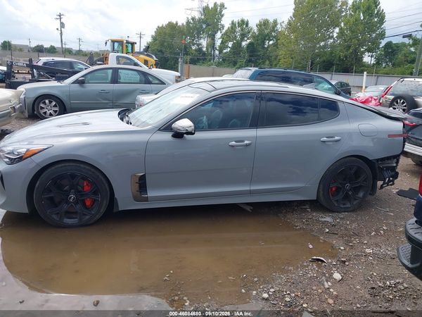 2019 KIA STINGER GT2 — I117