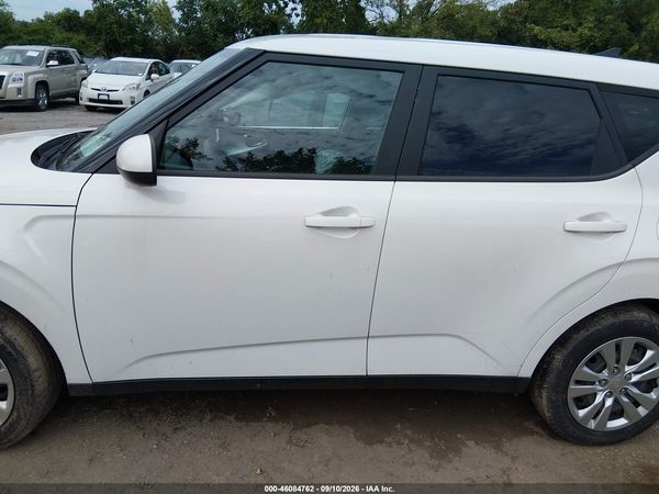 2021 KIA SOUL LX — I117