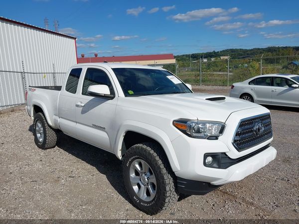 2017 TOYOTA TACOMA TRD SPORT — I1