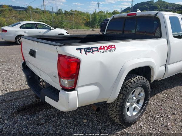 2017 TOYOTA TACOMA TRD SPORT — I6