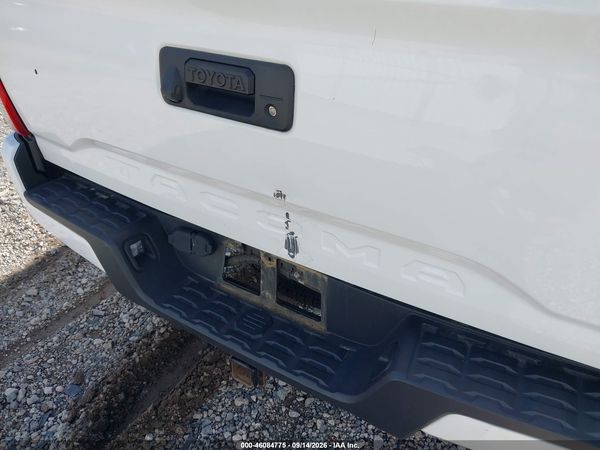2017 TOYOTA TACOMA TRD SPORT — I13
