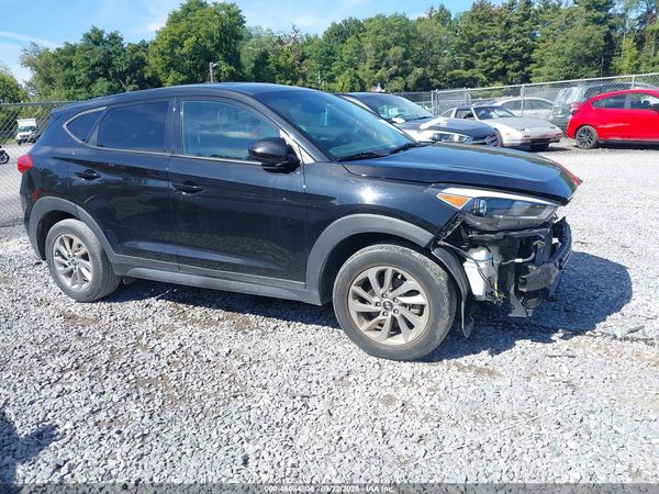 2018 HYUNDAI TUCSON SE — I1