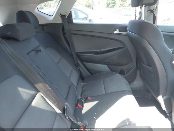 2018 HYUNDAI TUCSON SE — I8