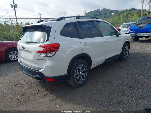 2020 SUBARU FORESTER PREMIUM — I4