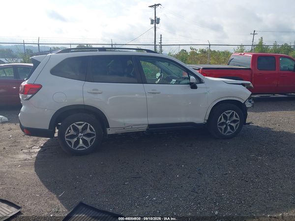 2020 SUBARU FORESTER PREMIUM — I116