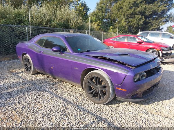 2016 DODGE CHALLENGER R/T — I1
