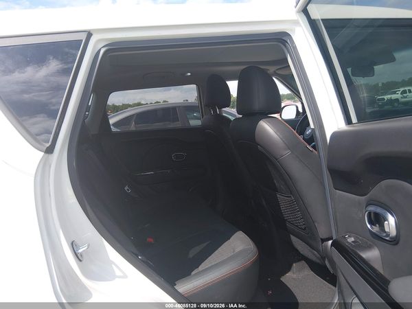 2017 KIA SOUL ! — I8