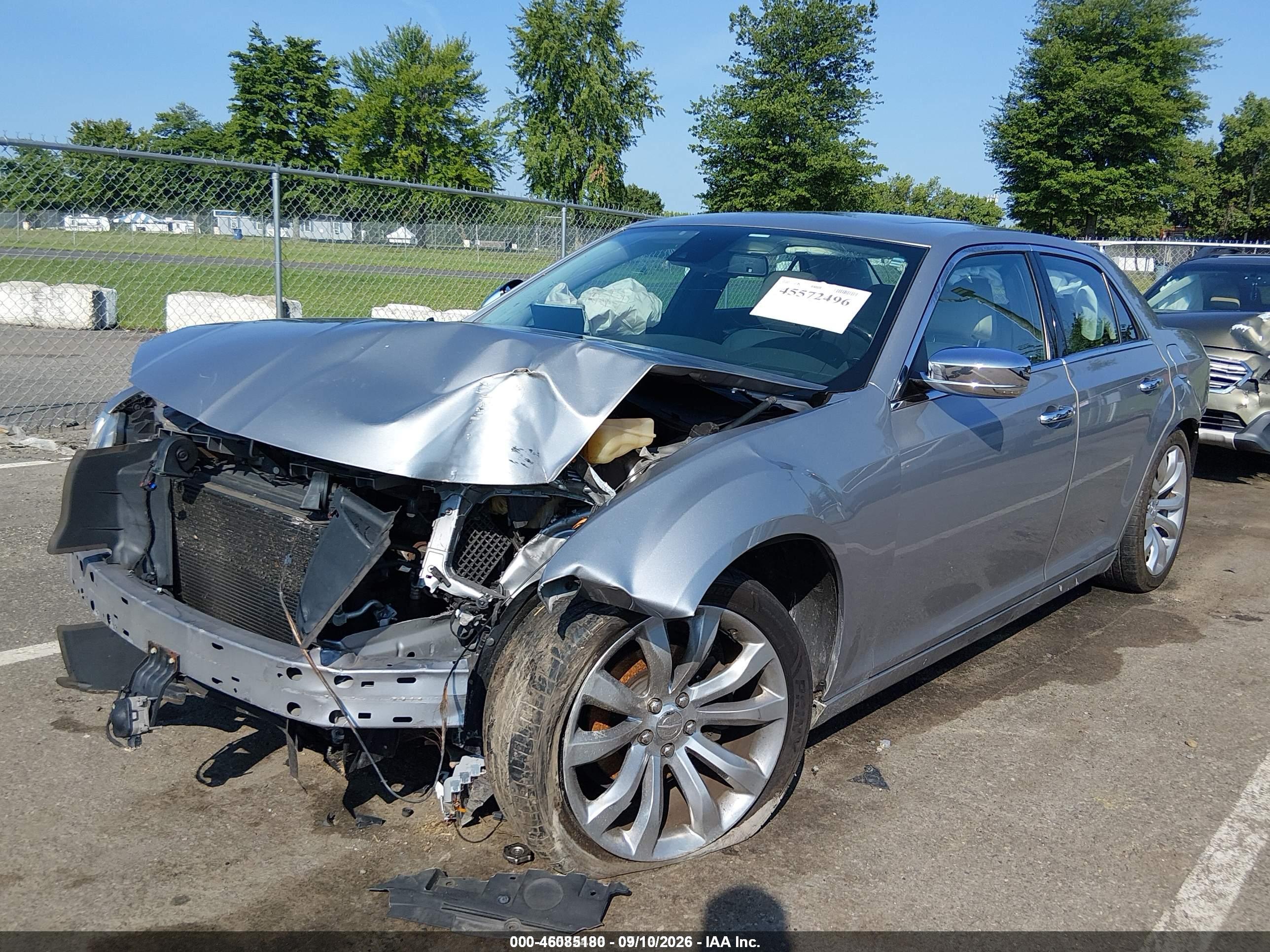 2018 CHRYSLER 300 LIMITED — I2