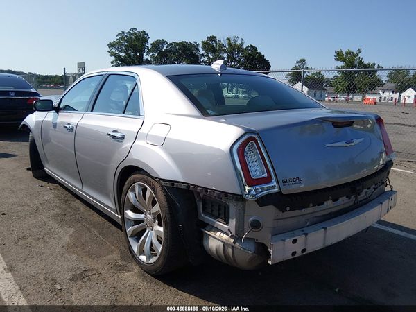 2018 CHRYSLER 300 LIMITED — I3