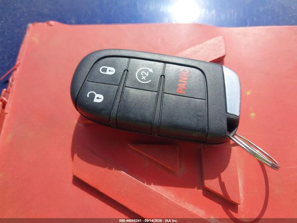2016 JEEP RENEGADE LATITUDE — I11