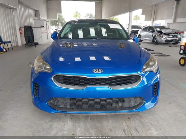 2019 KIA STINGER Base — I115