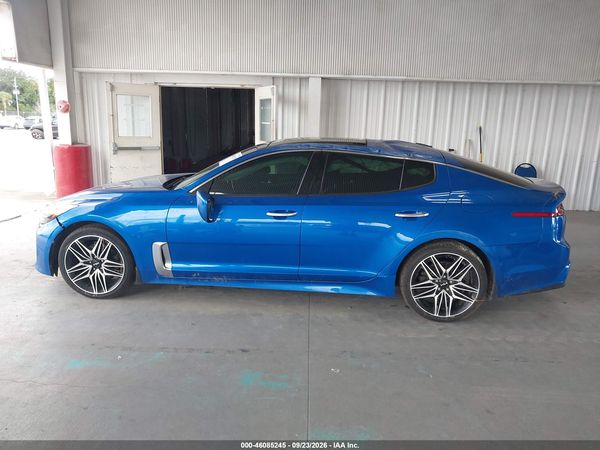 2019 KIA STINGER Base — I117
