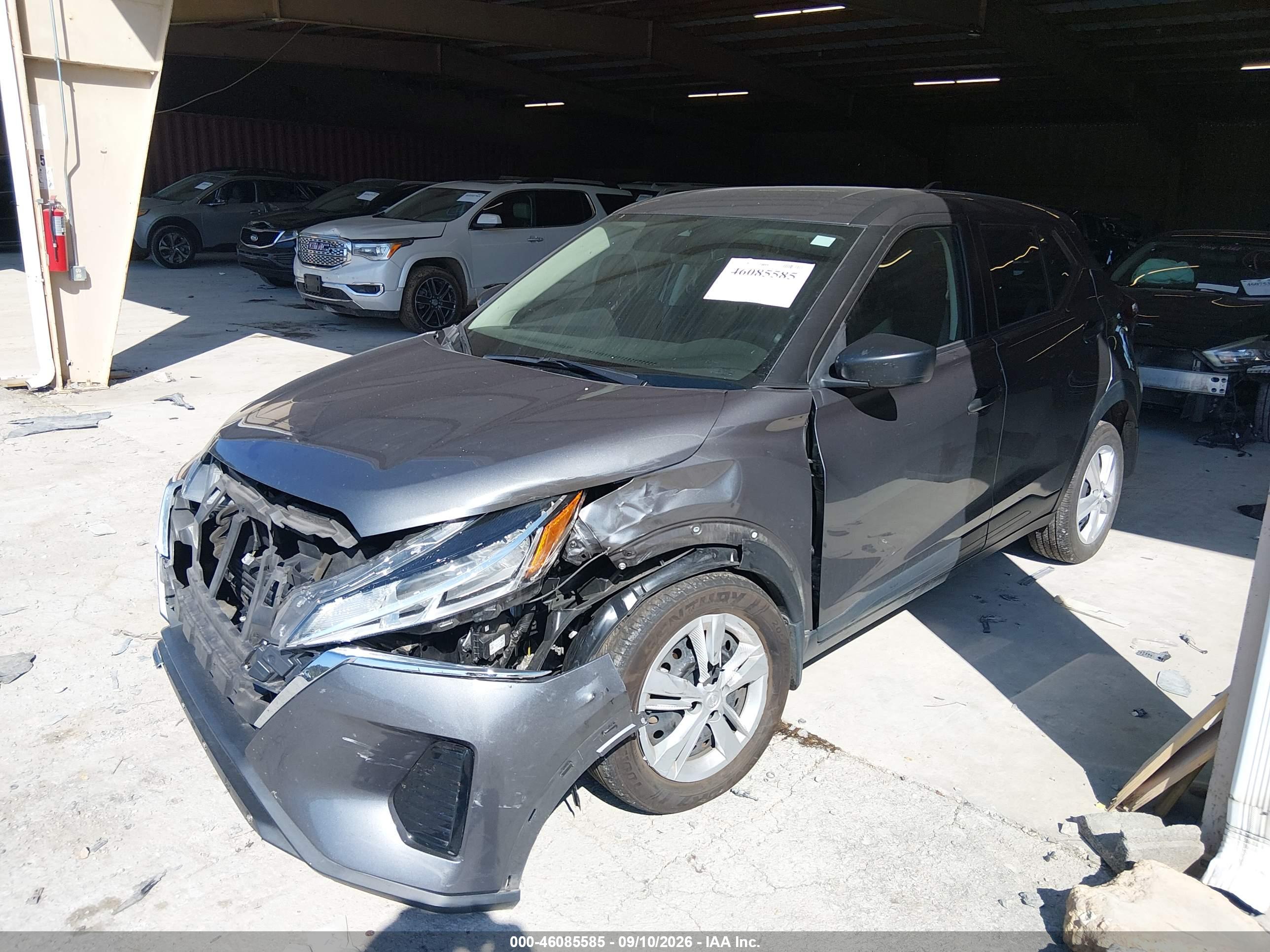 2024 NISSAN KICKS S XTRONIC CVT — I2