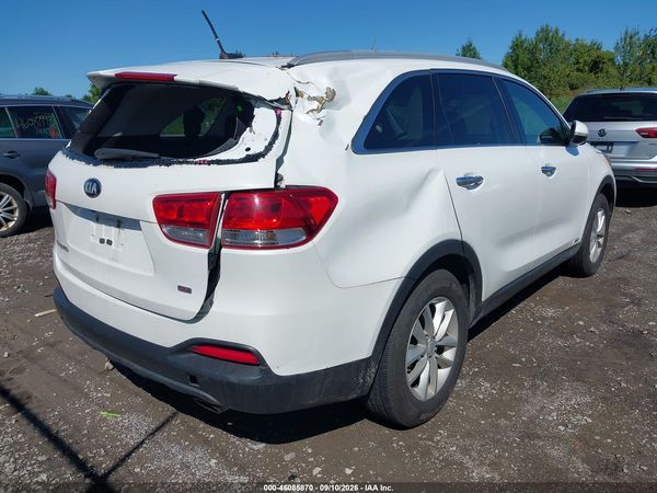 2017 KIA SORENTO 2.4L LX — I4