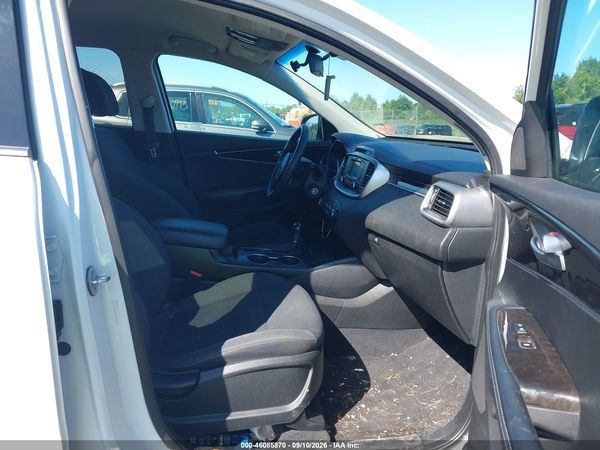 2017 KIA SORENTO 2.4L LX — I5