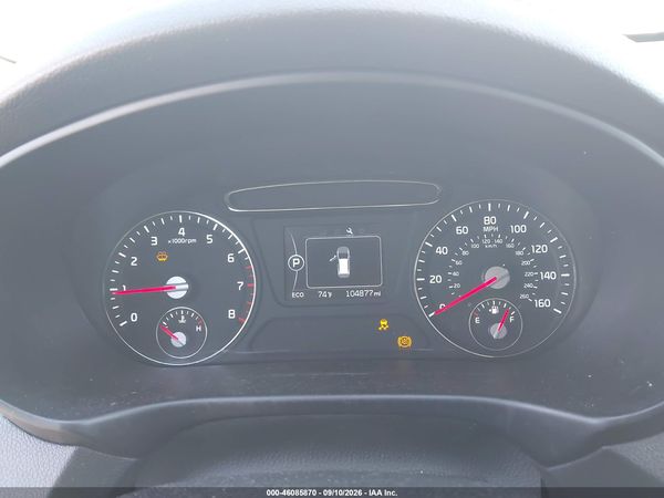 2017 KIA SORENTO 2.4L LX — I7