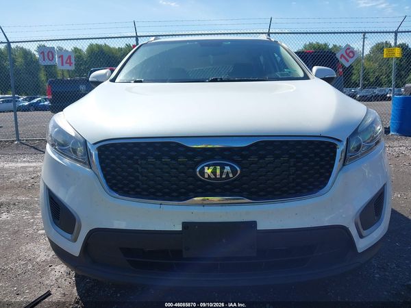 2017 KIA SORENTO 2.4L LX — I115