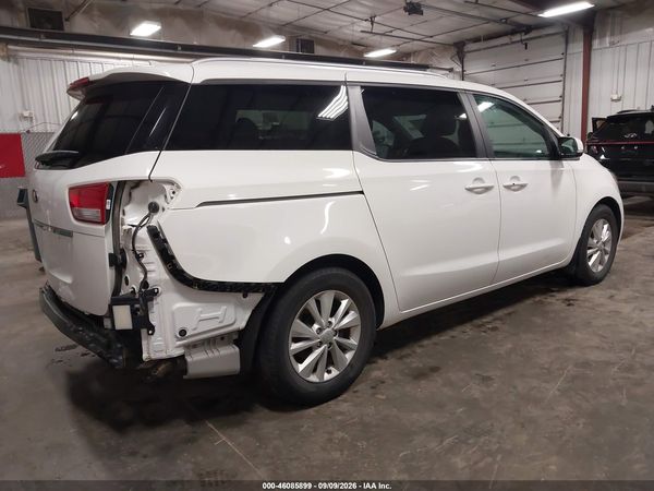 2017 KIA SEDONA LX — I4