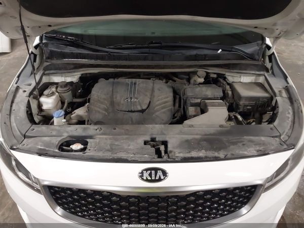 2017 KIA SEDONA LX — I10