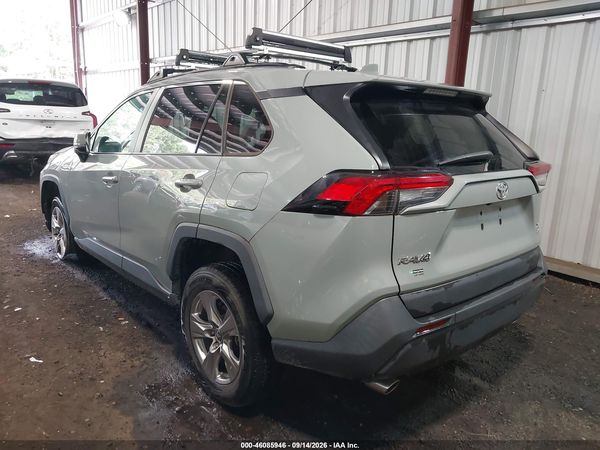 2022 TOYOTA RAV4 XLE — I3