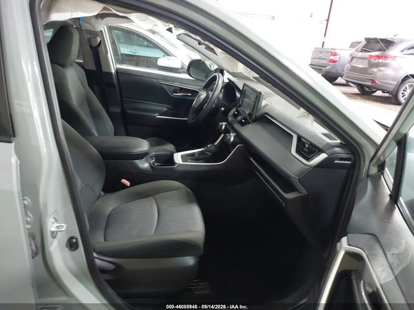 2022 TOYOTA RAV4 XLE — I5