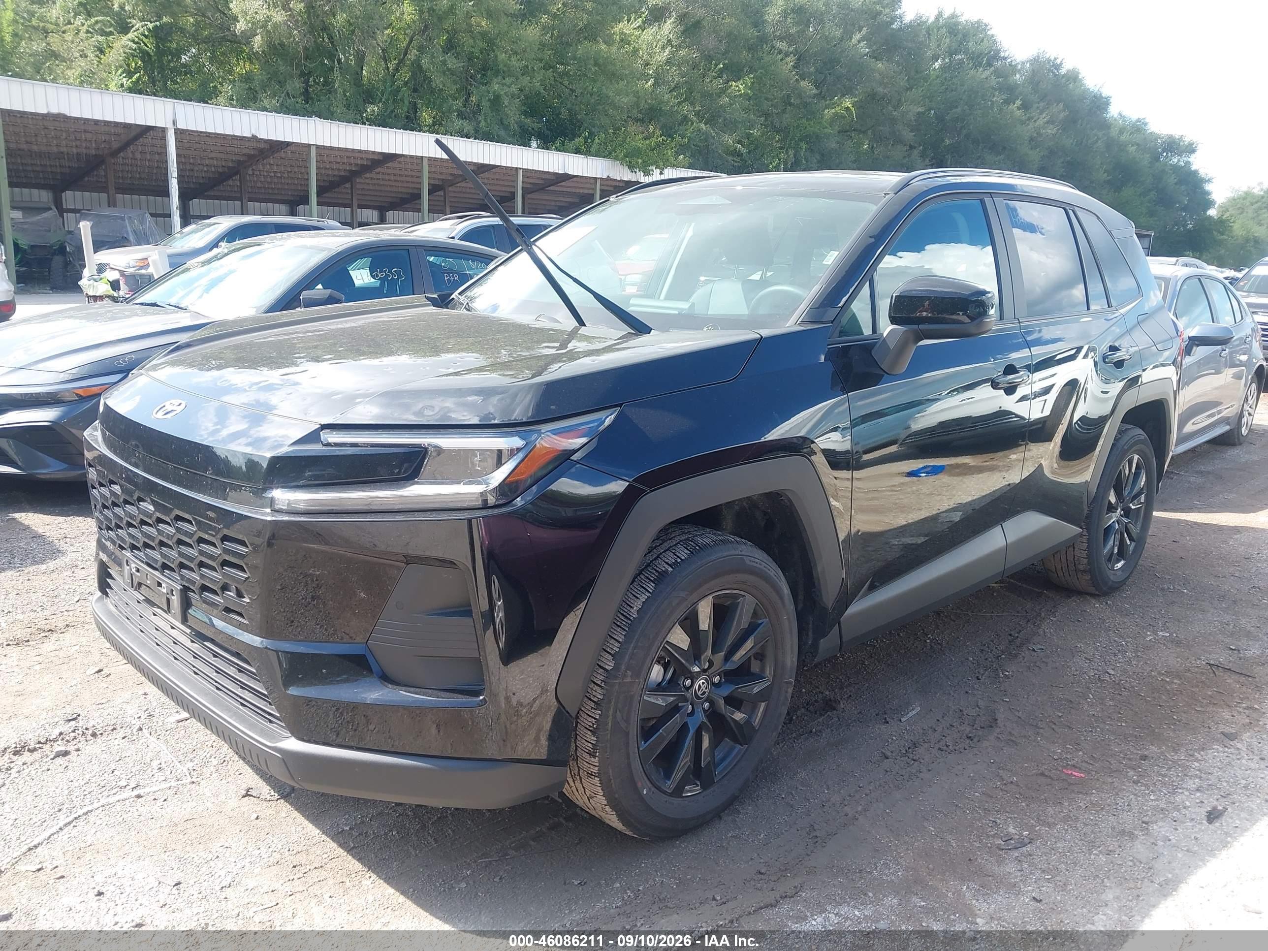 2026 TOYOTA RAV4 XLE PREMIUM — I2