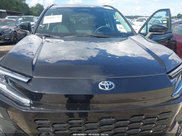 2026 TOYOTA RAV4 XLE PREMIUM — I6
