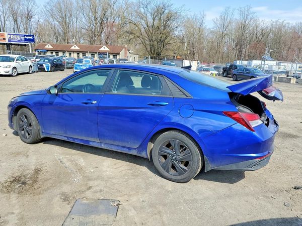 2022 HYUNDAI ELANTRA SEL w/Convenience Pkg