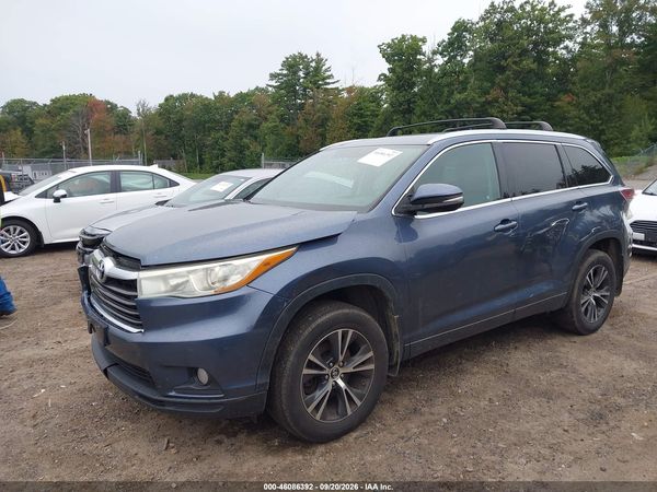 2016 TOYOTA HIGHLANDER — I2