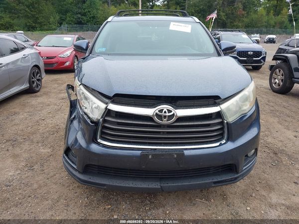 2016 TOYOTA HIGHLANDER XLE V6 — I6