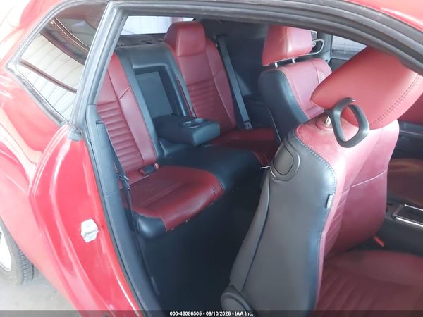 2014 DODGE CHALLENGER R/T PLUS — I8