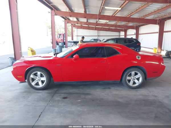 2014 DODGE CHALLENGER R/T PLUS — I117