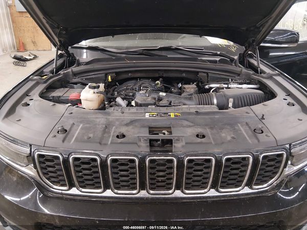 2023 JEEP GRAND CHEROKEE L LIMITED 4X4 — I10